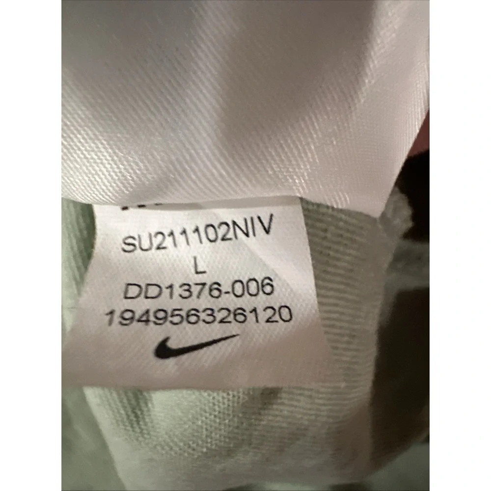 The Nike Tee Men Flat Green Sz L DNA Air Light Big Chest Logo Crewneck DD1376006